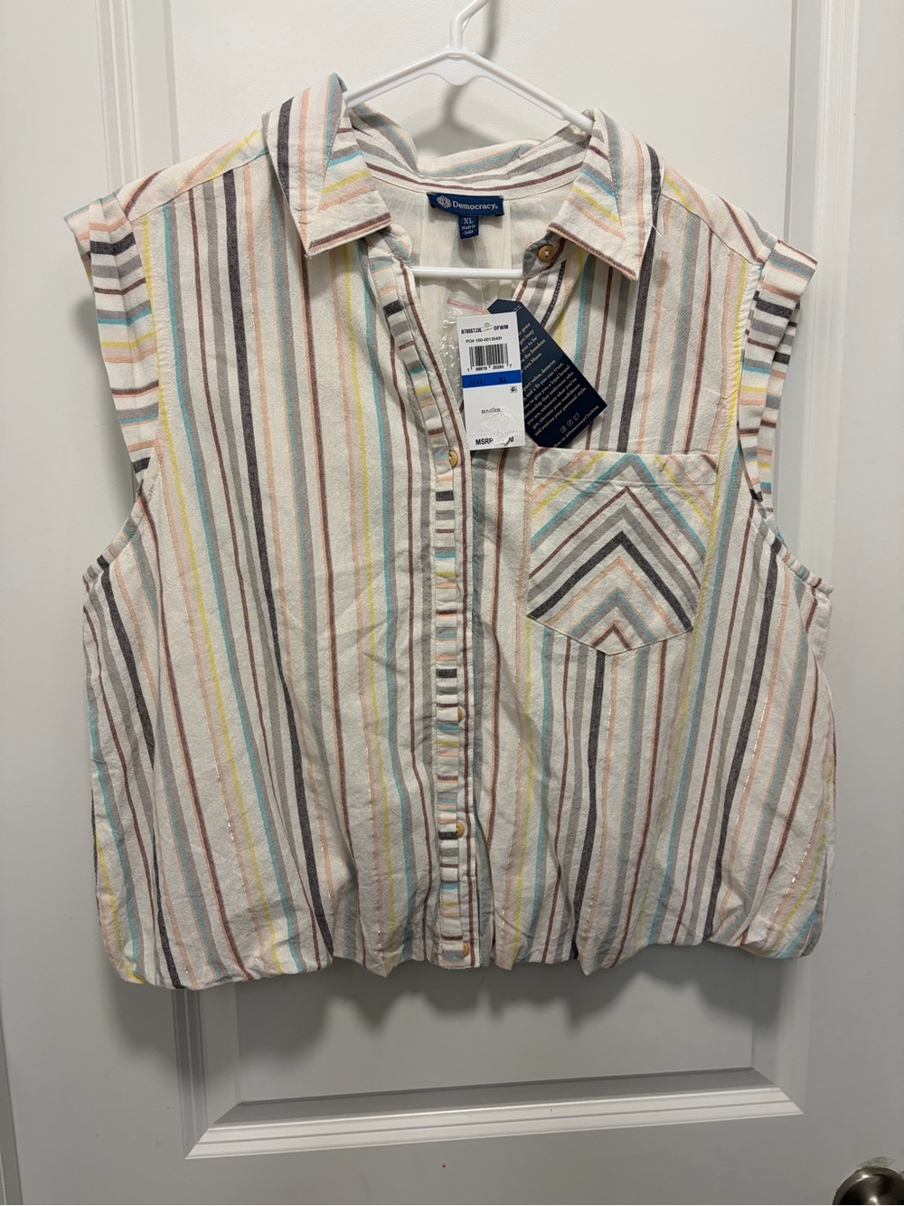 Democracy Sleeveless Striped Button-Front Top in Multi-Color size XL NWT